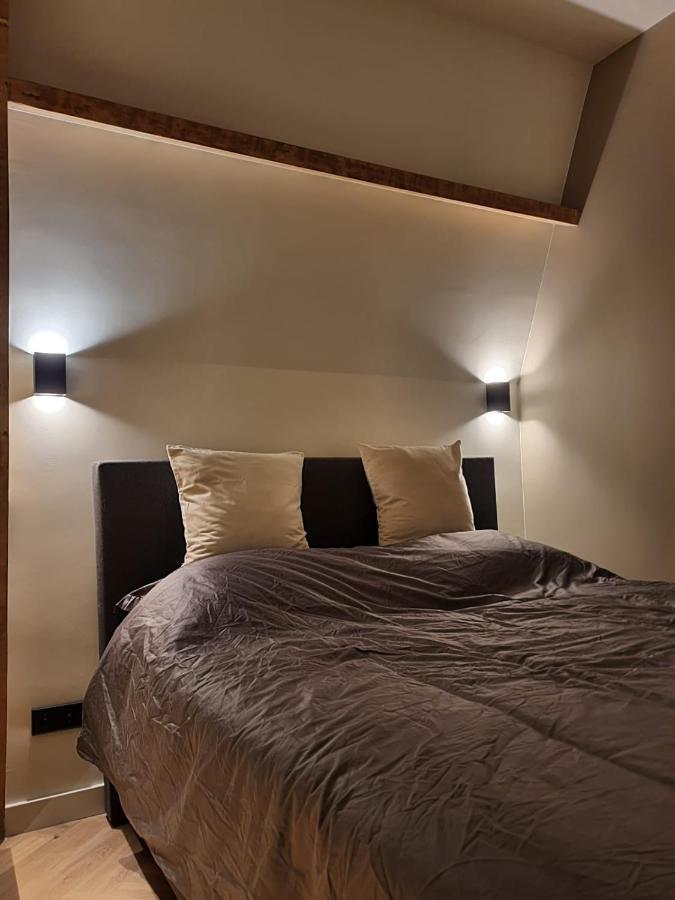 Super De Luxe Privekamer Op Een Toplocatie - Room 2 에크몬드안지 외부 사진